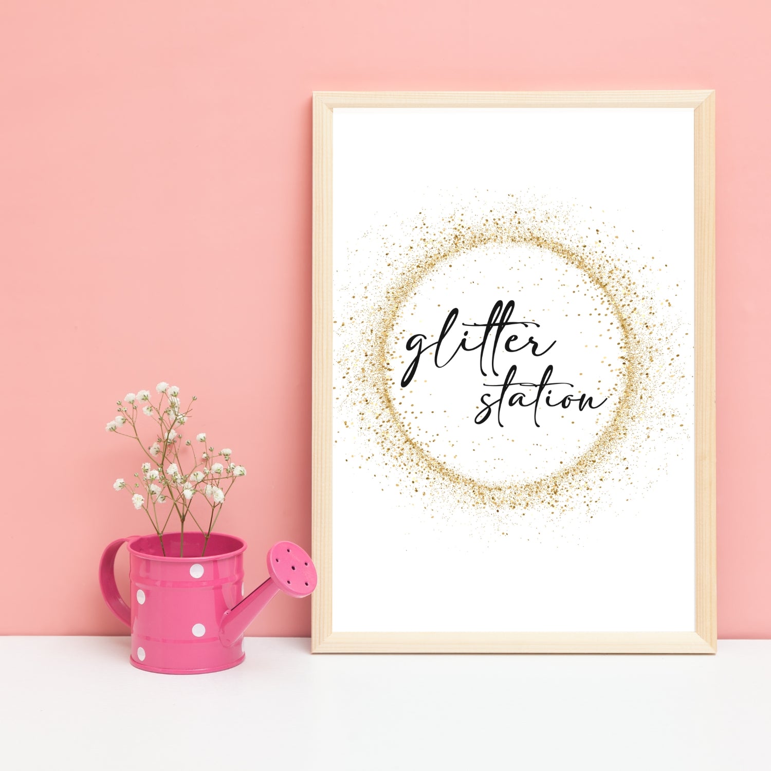 A4 glitter station free downloadable sign with gold sparkle design for your glitter bar.